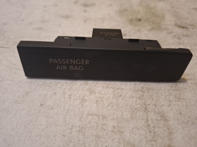 bontott VW GOLF SPORTSVAN Légzsák Visszajelző