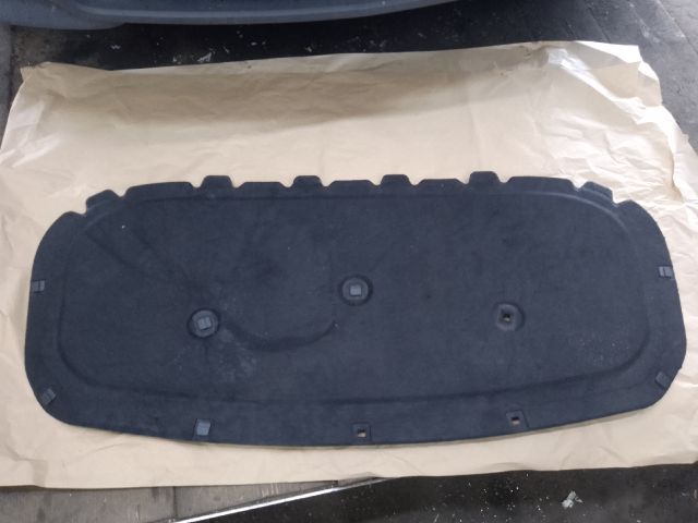 bontott VW GOLF SPORTSVAN Motorháztető Szigetelés