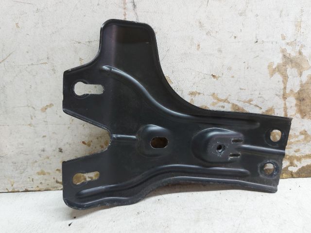 bontott VW GOLF SPORTSVAN Motorháztető Zár Tartó Konzol