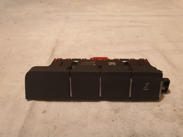 bontott VW GOLF SPORTSVAN Tolatóradar Kapcsoló