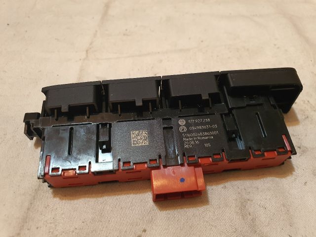 bontott VW GOLF SPORTSVAN Tolatóradar Kapcsoló