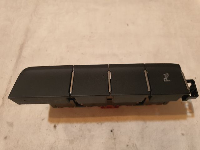 bontott VW GOLF SPORTSVAN Tolatóradar Kapcsoló