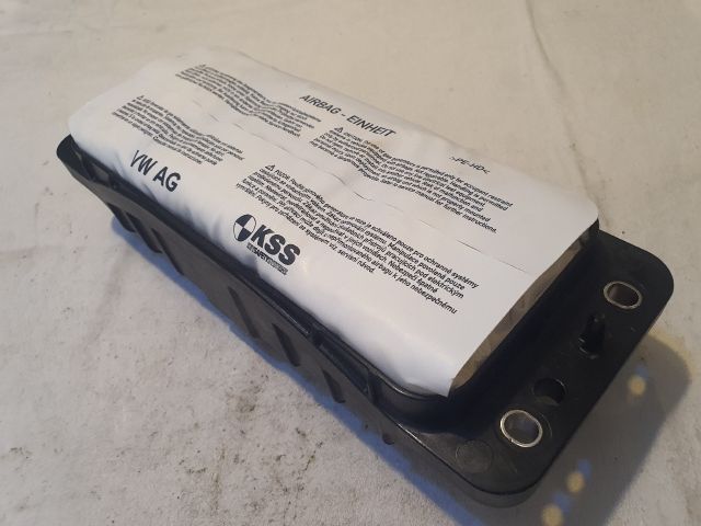 bontott VW GOLF SPORTSVAN Utasoldali Légzsák