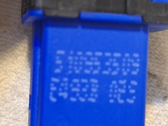 bontott VW GOLF SPORTSVAN Vészvillogó Kapcsoló