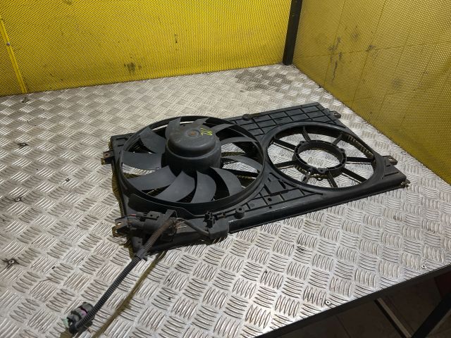 bontott VW GOLF V Hűtőventilátor