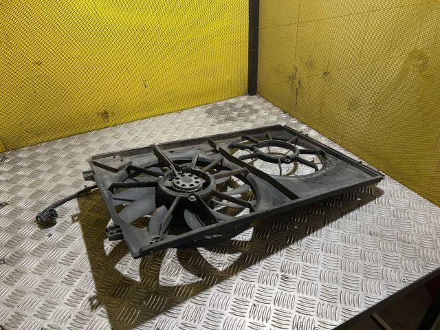 bontott VW GOLF V Hűtőventilátor