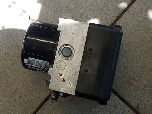 bontott VW GOLF V ABS Kocka