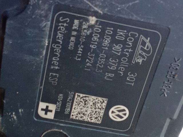 bontott VW GOLF V ABS Kocka