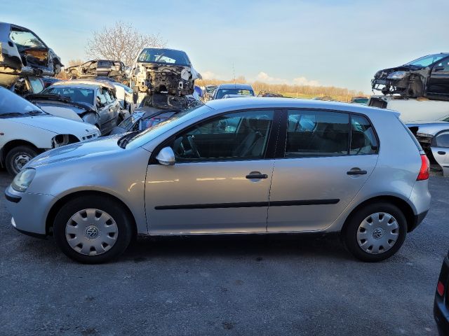 bontott VW GOLF V Bal hátsó Lengéscsillapító