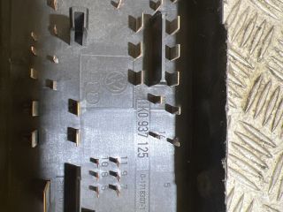 bontott VW GOLF V Biztosítéktábla Motortér