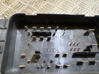 bontott VW GOLF V Biztosítéktábla Motortér