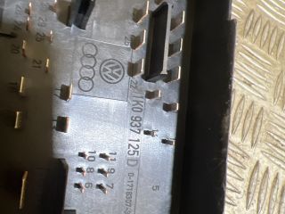 bontott VW GOLF V Biztosítéktábla Motortér