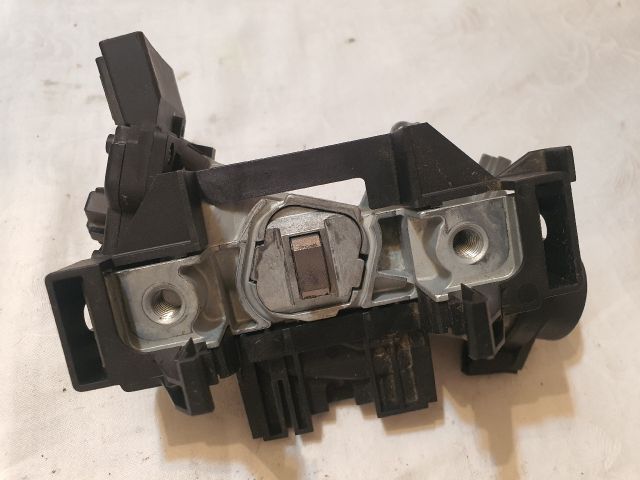 bontott VW GOLF V Gyújtáskapcsoló Házzal