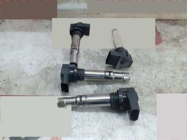 bontott VW GOLF V Gyújtótrafó