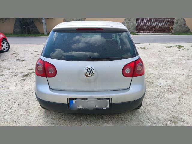 bontott VW GOLF V Hátsó Futómű (Részeivel)