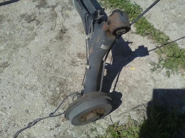 bontott VW GOLF V Hátsó Híd (Dobfékes)