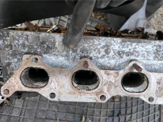 bontott VW GOLF V Hengerfej