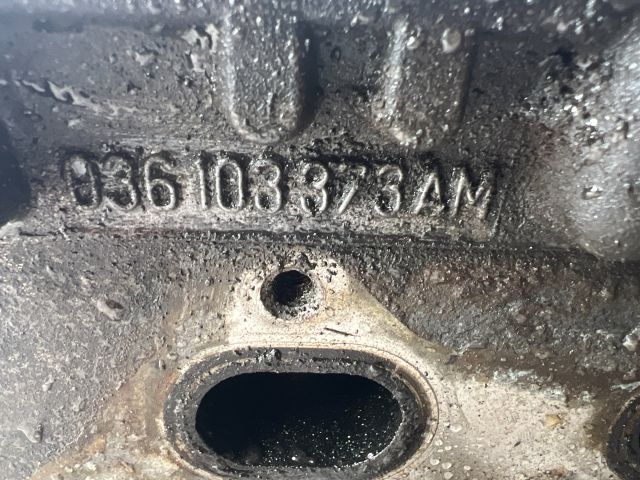 bontott VW GOLF V Hengerfej