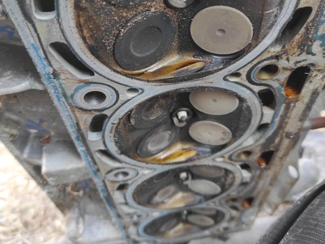 bontott VW GOLF V Hengerfej