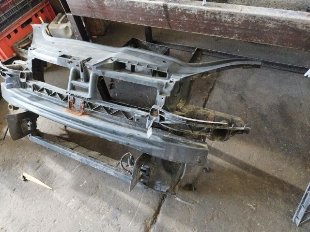 bontott VW GOLF V Homlokfal (Üres lemez)