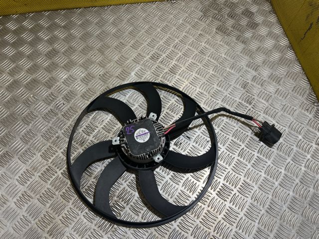 bontott VW GOLF V Hűtőventilátor