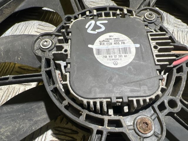 bontott VW GOLF V Hűtőventilátor
