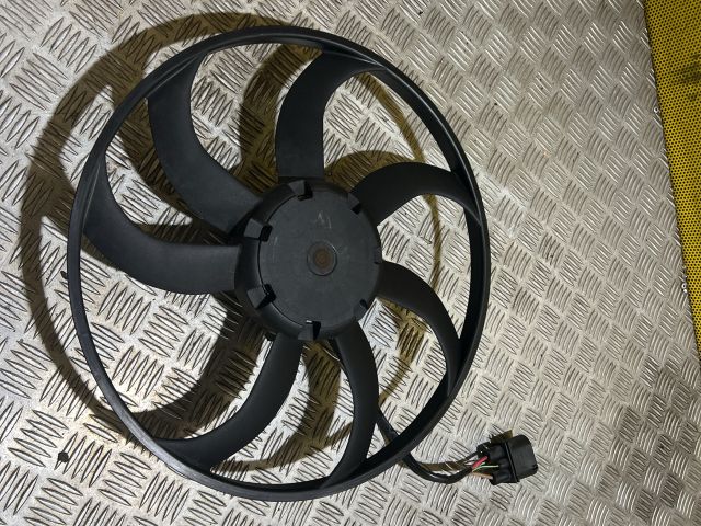 bontott VW GOLF V Hűtőventilátor