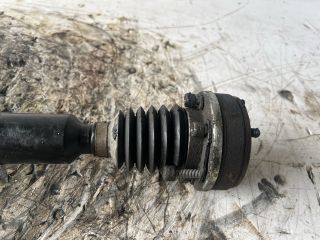 bontott VW GOLF V Jobb Féltengely