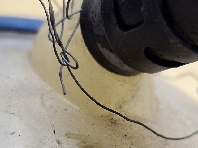 bontott VW GOLF V Kiegyenlítő Tartály