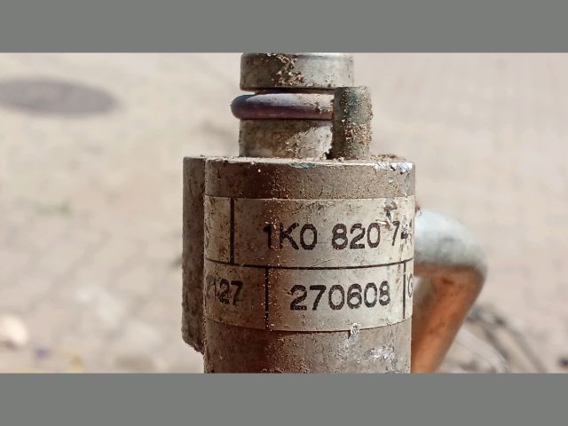 bontott VW GOLF V Klíma Cső