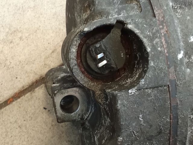 bontott VW GOLF V Klímakompresszor