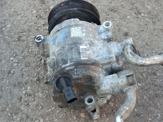 bontott VW GOLF V Klímakompresszor