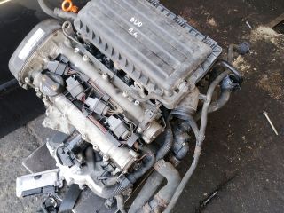 bontott VW GOLF V Komplett Motor (Segédberendezésekkel)