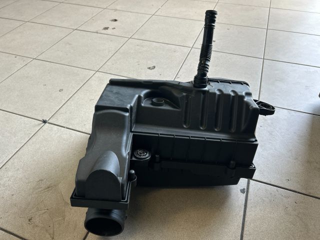 bontott VW GOLF V Légszűrő Ház