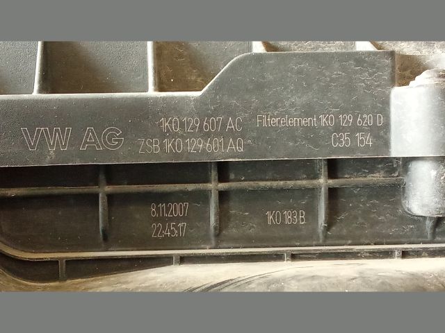 bontott VW GOLF V Légszűrő Ház