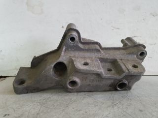 bontott VW GOLF V Motor Tartó Bak (Fém)