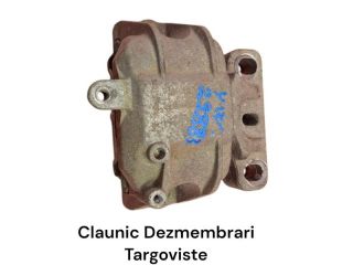 bontott VW GOLF V Motor Tartó Bak (Fém)