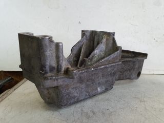 bontott VW GOLF V Motor Tartó Bak (Fém)