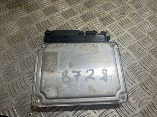 bontott VW GOLF V Motorvezérlő