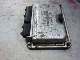 bontott VW GOLF V Motorvezérlő