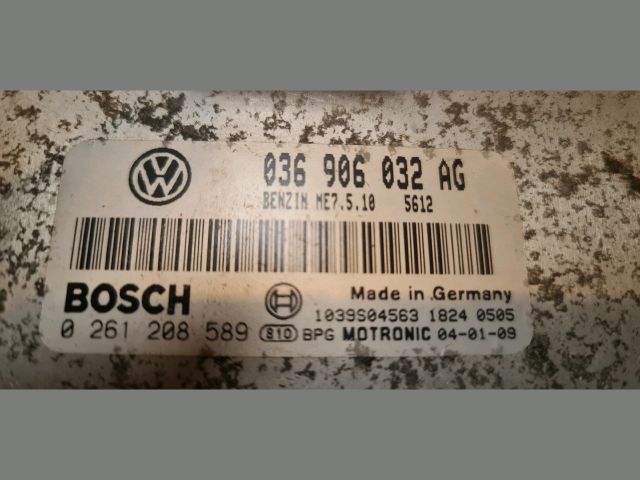 bontott VW GOLF V Motorvezérlő