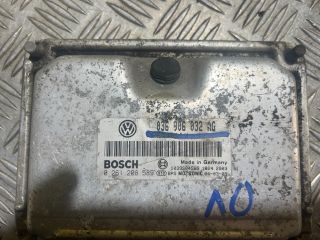 bontott VW GOLF V Motorvezérlő