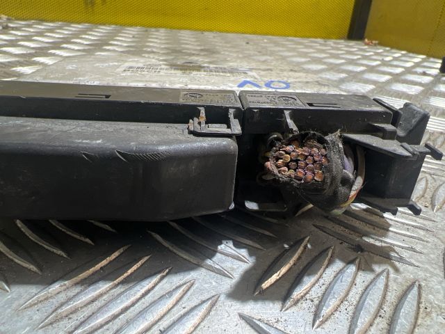 bontott VW GOLF V Motorvezérlő