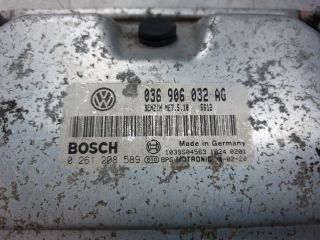 bontott VW GOLF V Motorvezérlő