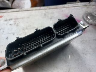 bontott VW GOLF V Motorvezérlő