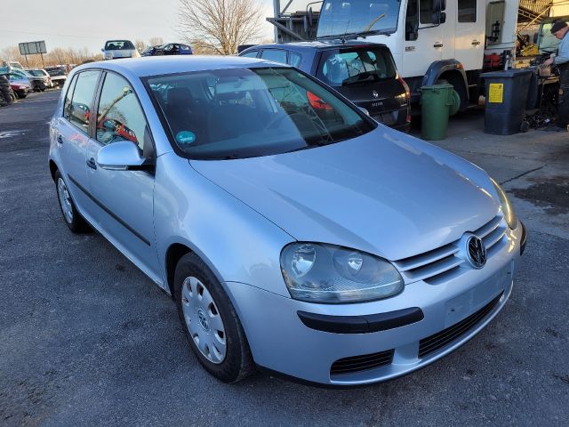 bontott VW GOLF V Nagynyomású Szivattyú