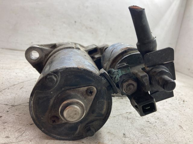 bontott VW GOLF V Önindító