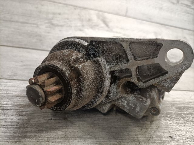 bontott VW GOLF V Önindító