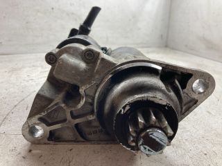 bontott VW GOLF V Önindító