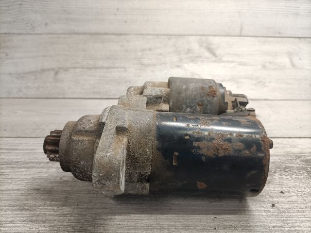 bontott VW GOLF V Önindító